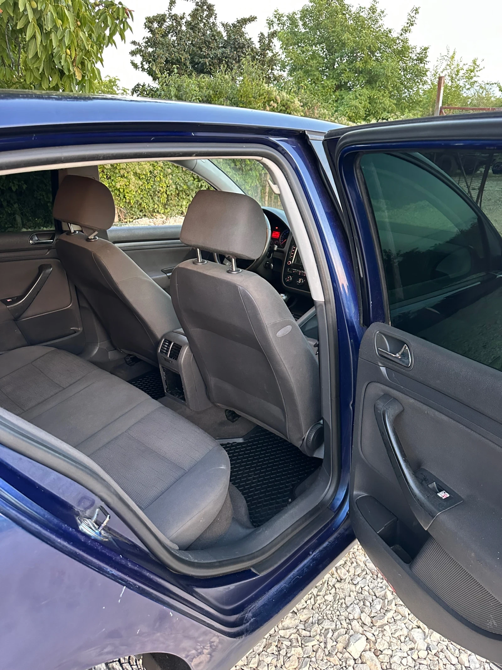 VW Golf 1.9 TDI 105 Germany, снимка 11 - Автомобили и джипове - 55565687