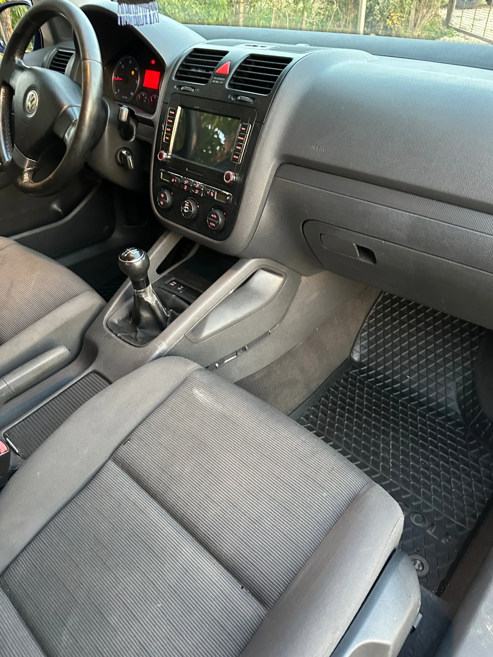 VW Golf 1.9 TDI 105 Germany, снимка 10 - Автомобили и джипове - 55565687