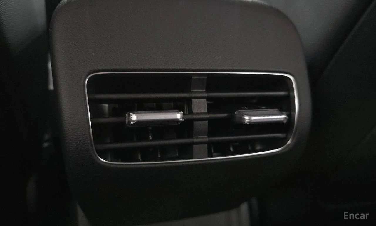 Hyundai Grandeur LPG* PREMIUM* ОБДУХВАНЕ* ДИСТРОНИК* LANE* ASSIST* , снимка 15 - Автомобили и джипове - 55606469