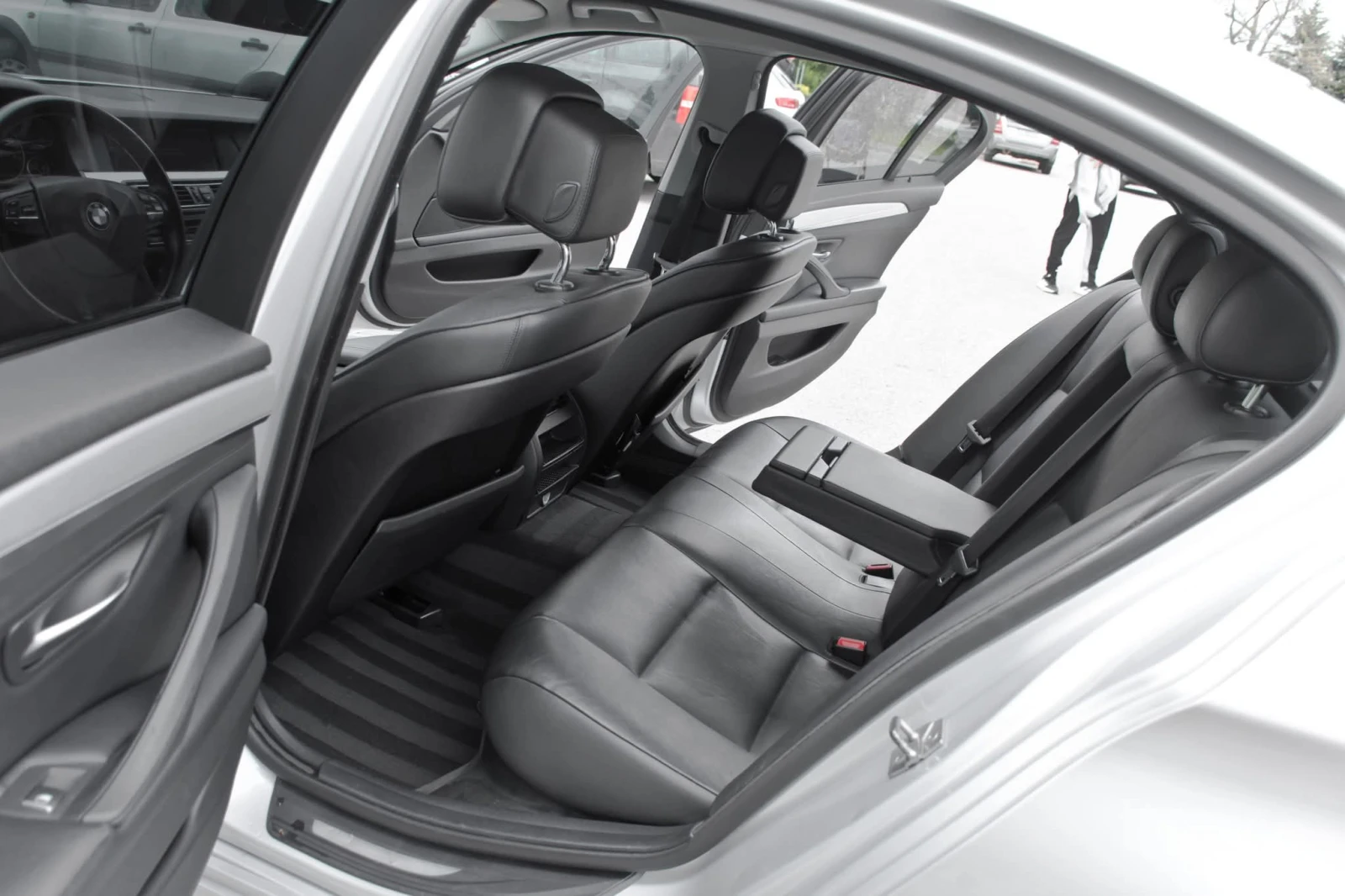 BMW 520 D* M-PACKET* , снимка 11 - Автомобили и джипове - 56255190