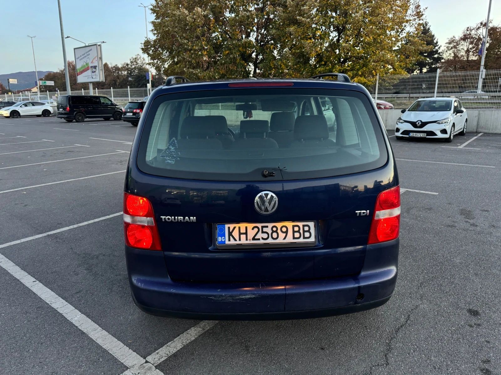VW Touran 1.9 tdi 2003, снимка 7 - Автомобили и джипове - 56724715