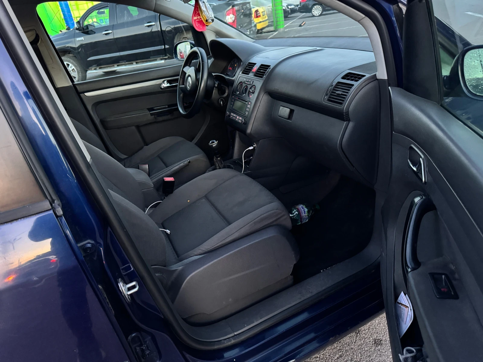 VW Touran 1.9 tdi 2003, снимка 10 - Автомобили и джипове - 56724715