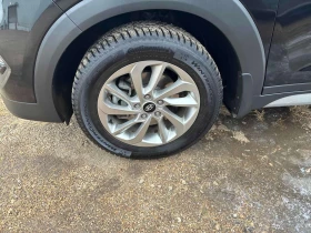 Hyundai Tucson LUXURY/CARFAX/Панорама/Кожа/Подгрев, снимка 13