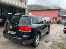 Обява за продажба на VW Touareg 2.5TDI + На Пружини! Печка, подгреви, теглич! ~8 500 лв. - изображение 1