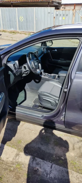 Kia Sportage - 12800 € / 25034.62 лв. - 70333179 4