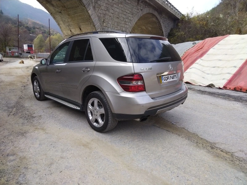 Mercedes-Benz ML 320 Cdi, снимка 5 - Автомобили и джипове - 47699942