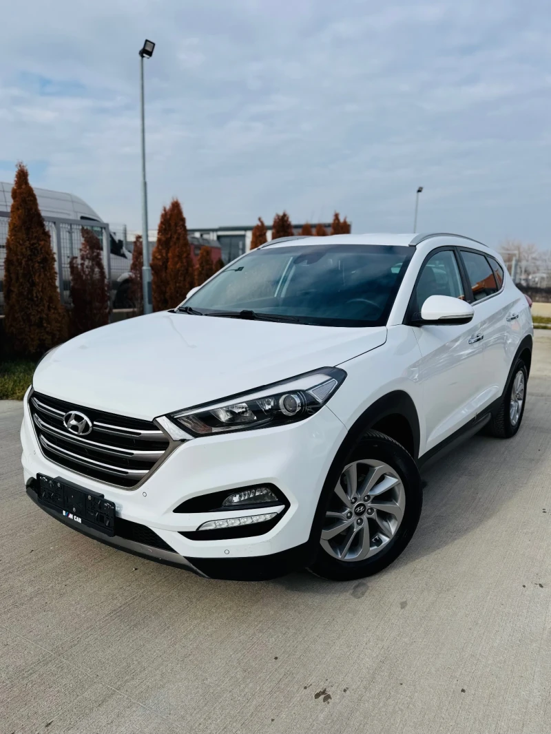 Hyundai Tucson 2.0CRDI-AUTOMAT-4WD, снимка 1 - Автомобили и джипове - 48881576