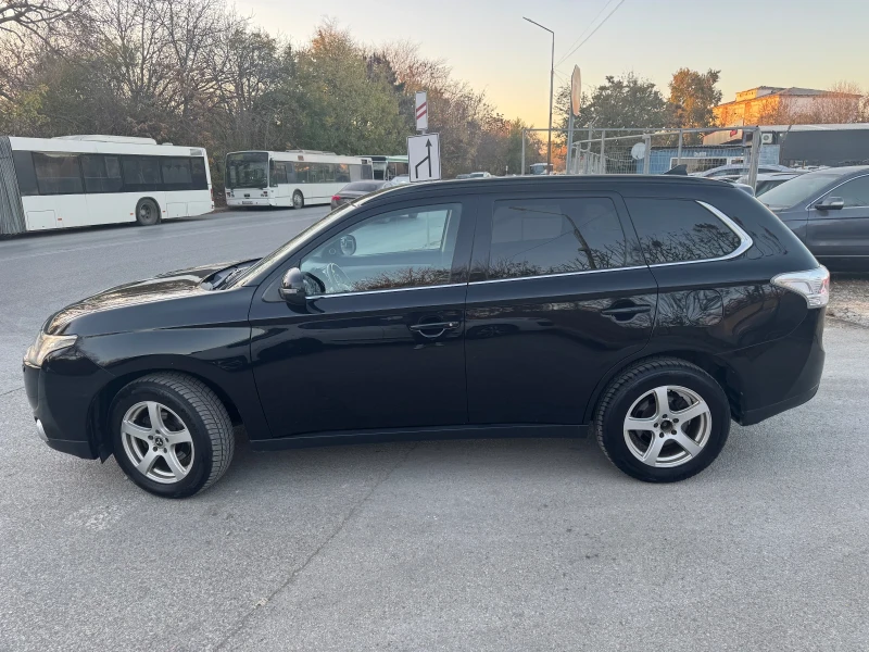 Mitsubishi Outlander 2.2DID 4x4 7места Швейцария, снимка 8 - Автомобили и джипове - 49468897