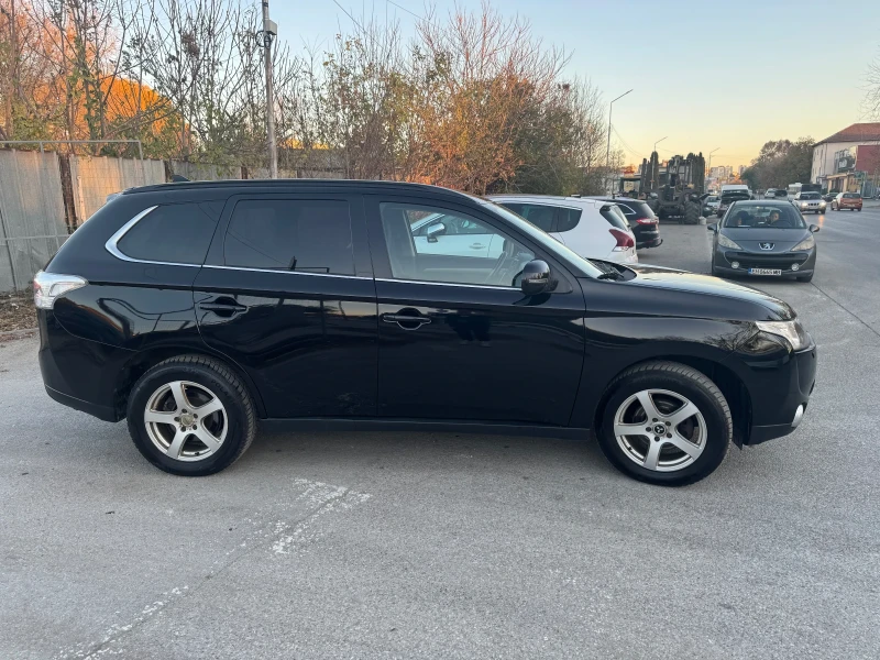 Mitsubishi Outlander 2.2DID 4x4 7места Швейцария, снимка 4 - Автомобили и джипове - 49468897