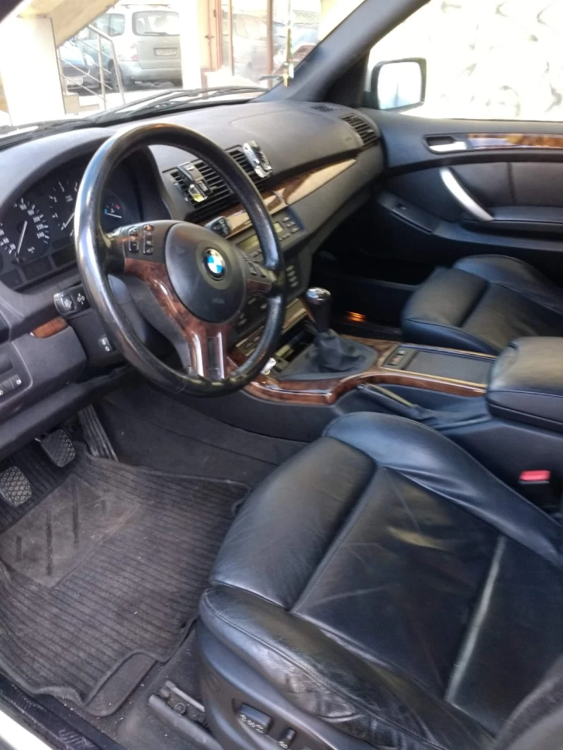 BMW X5, снимка 4 - Автомобили и джипове - 49489768