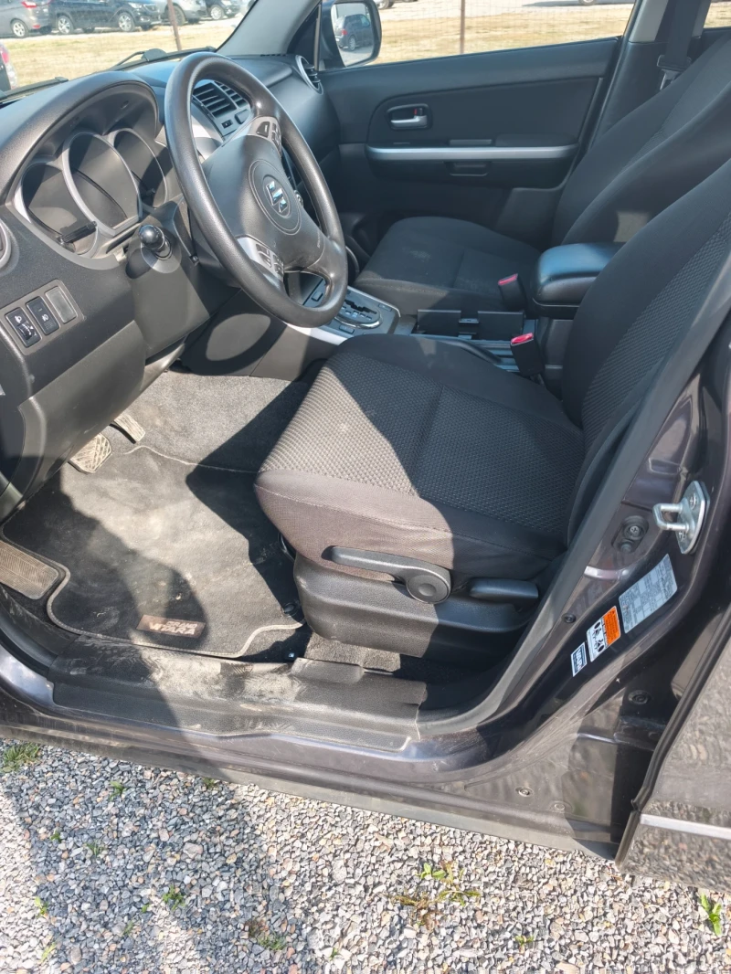 Suzuki Grand vitara, снимка 6 - Автомобили и джипове - 52010167