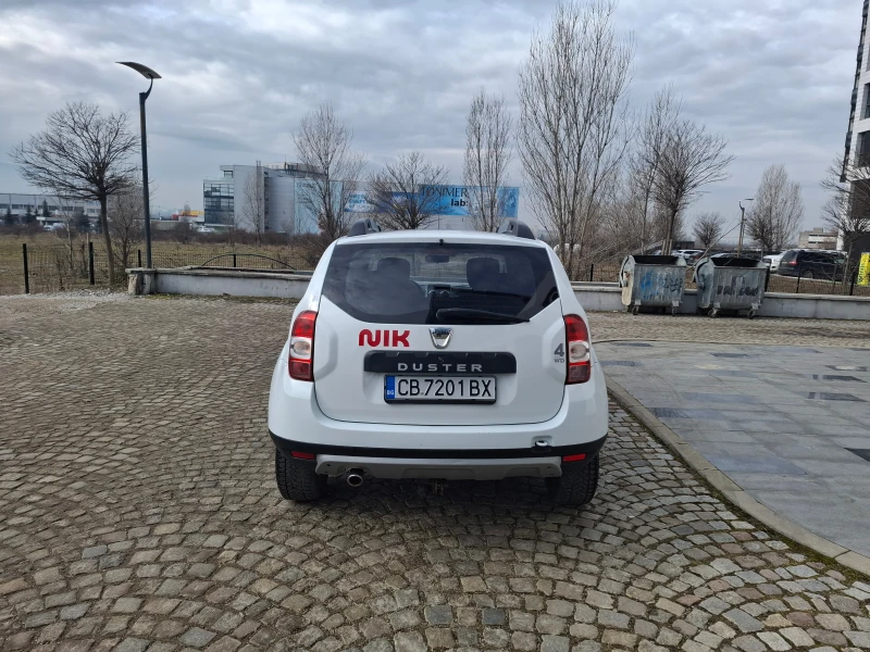 Dacia Duster 1.5 dCI 4x4, снимка 4 - Автомобили и джипове - 52704749