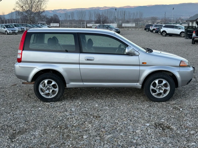 Honda Hr-v 1.6i 4х4/Климатик/Обслужена, снимка 3 - Автомобили и джипове - 52934989