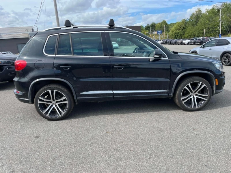 VW Tiguan * Highline * CARFAX * ЦЕНА ДО БГ, снимка 3 - Автомобили и джипове - 53014160