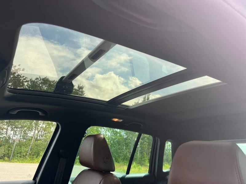 VW Tiguan * Highline * CARFAX * ЦЕНА ДО БГ, снимка 13 - Автомобили и джипове - 53014160