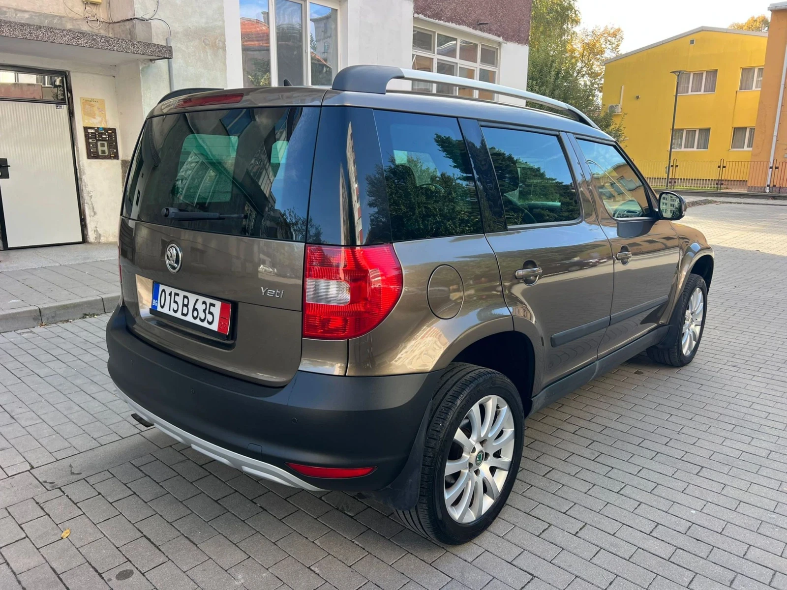 Skoda Yeti 1.2 TSI.Кожа, ТОП  | Mobile.bg — изображение 2