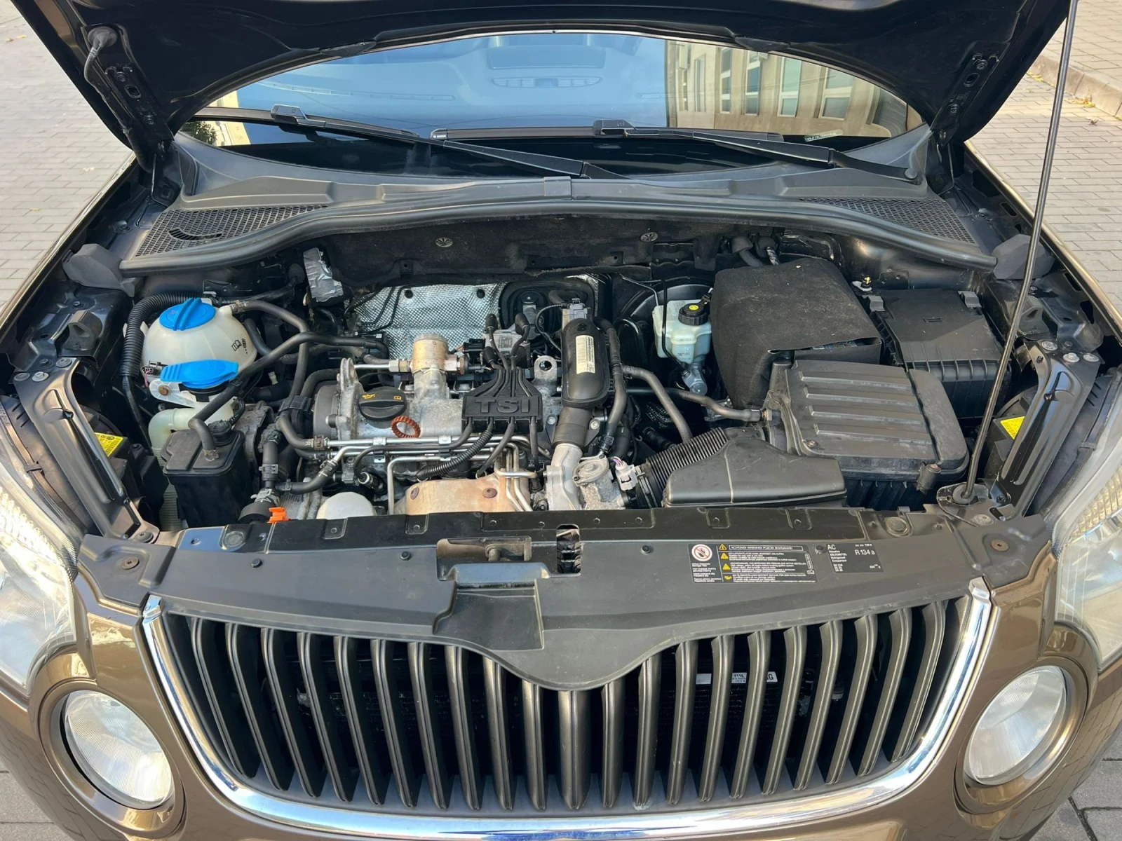 Skoda Yeti 1.2 TSI.Кожа, ТОП  | Mobile.bg — изображение 16