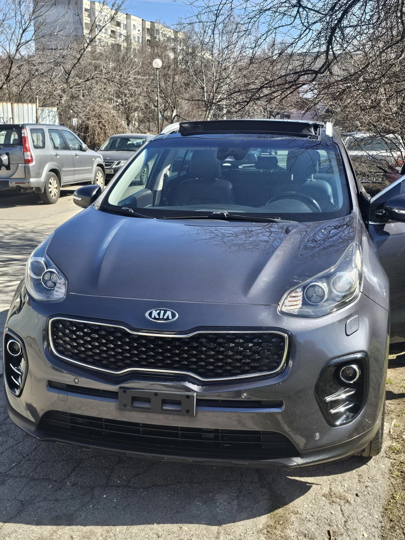 Kia Sportage, снимка 12 - Автомобили и джипове - 54770859