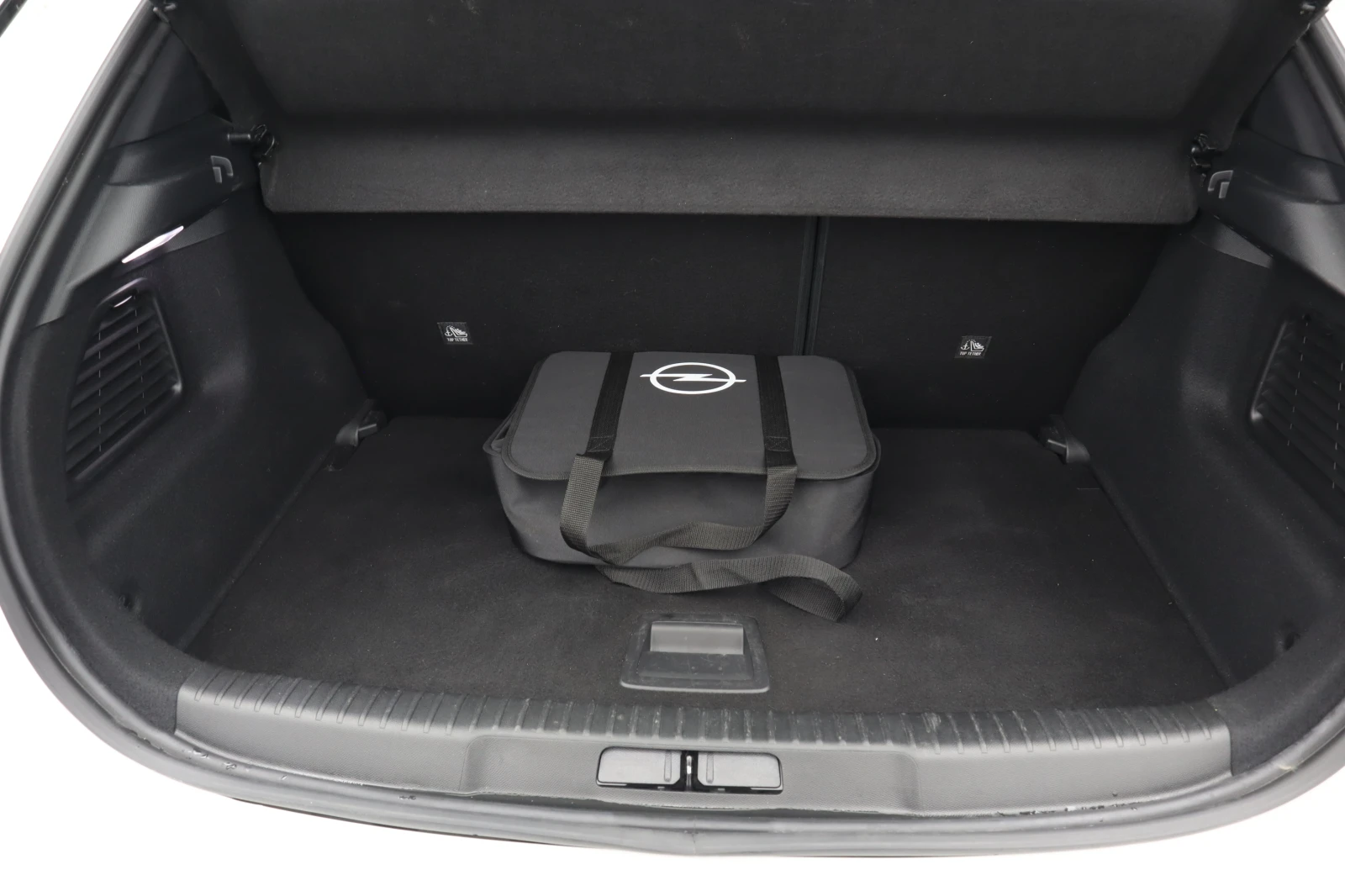 Opel Mokka SIGG e-Elegance , снимка 11 - Автомобили и джипове - 54065602