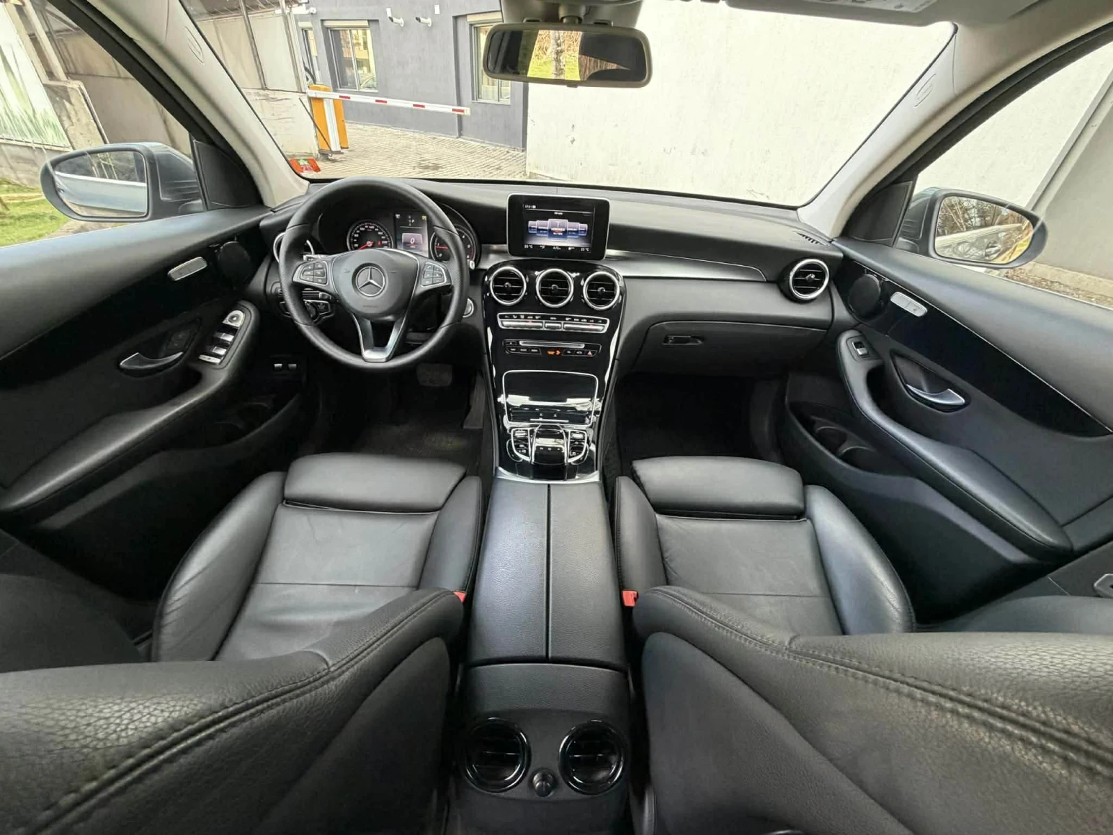 Mercedes-Benz GLC 220 CDI / 4-MATIC, снимка 12 - Автомобили и джипове - 54118521