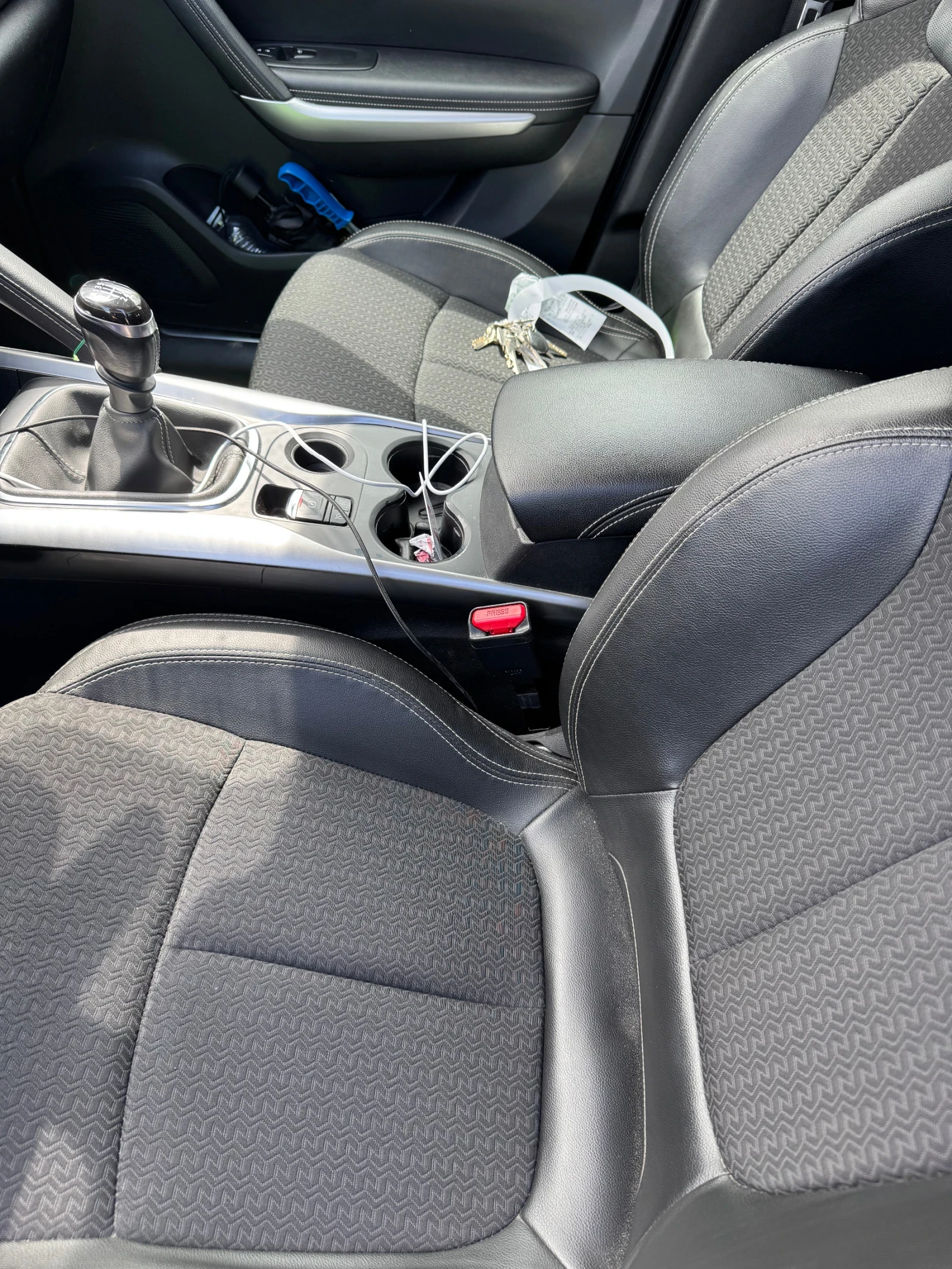 Renault Kadjar 1.6dCI 130kc, реални километри един собственик, снимка 11 - Автомобили и джипове - 54382999