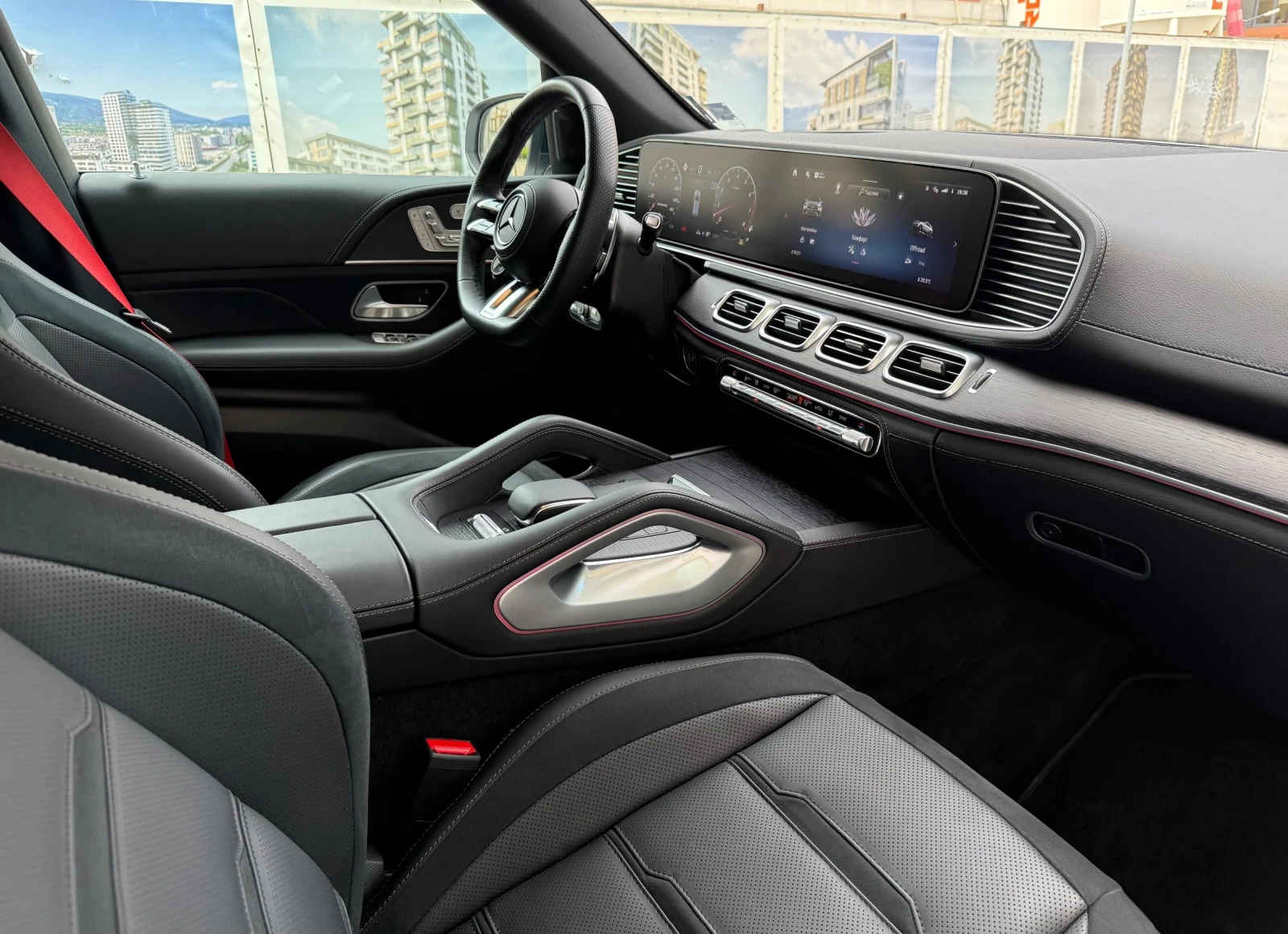 Mercedes-Benz GLE 53 4MATIC SUV, снимка 4 - Автомобили и джипове - 55217976