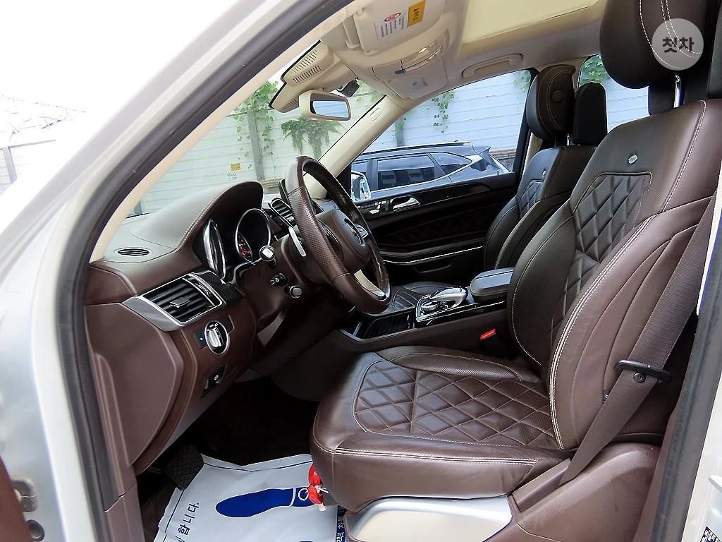 Mercedes-Benz GLS 500 4MATIC AMG LINE PANORAMA 360CAM EKPAHИ FULL, снимка 5 - Автомобили и джипове - 55481453