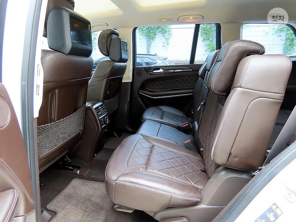 Mercedes-Benz GLS 500 4MATIC AMG LINE PANORAMA 360CAM EKPAHИ FULL, снимка 6 - Автомобили и джипове - 55481453