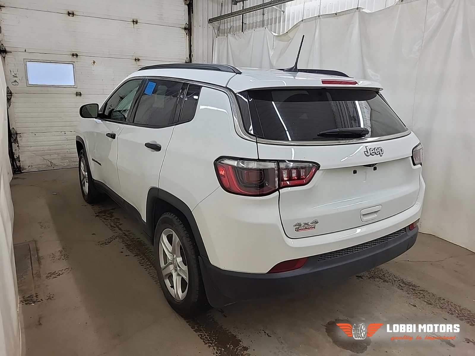 Jeep Compass, снимка 6 - Автомобили и джипове - 56069301