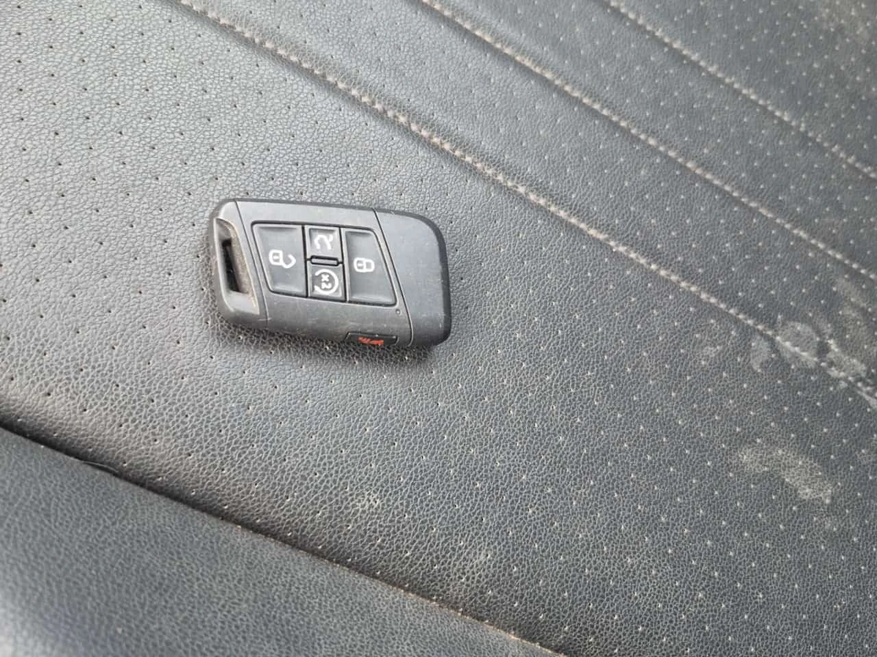 VW Tiguan * COMFORTLINE R LINE BLACK EDITION * CARFAX *  | Mobile.bg � ����������� 13