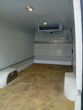 Mercedes-Benz Sprinter 319, снимка 10