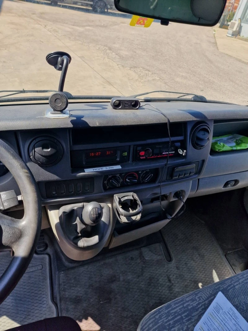 Renault Master, снимка 10 - Бусове и автобуси - 47290421