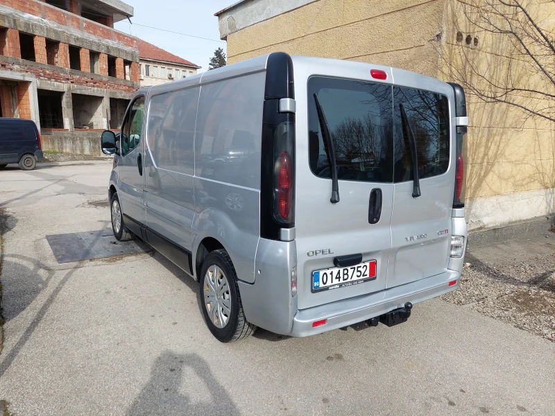 Opel Vivaro КЛИМАТИК-1.9-CDTI--101кс-ТОП СЪСТОЯНИЕ, снимка 4 - Бусове и автобуси - 49236680