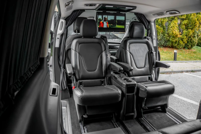 Mercedes-Benz V 220 d* EXTRA-LONG* TV* BUSINESS CLASS* LUXURY* LED, снимка 11 - Бусове и автобуси - 53599728