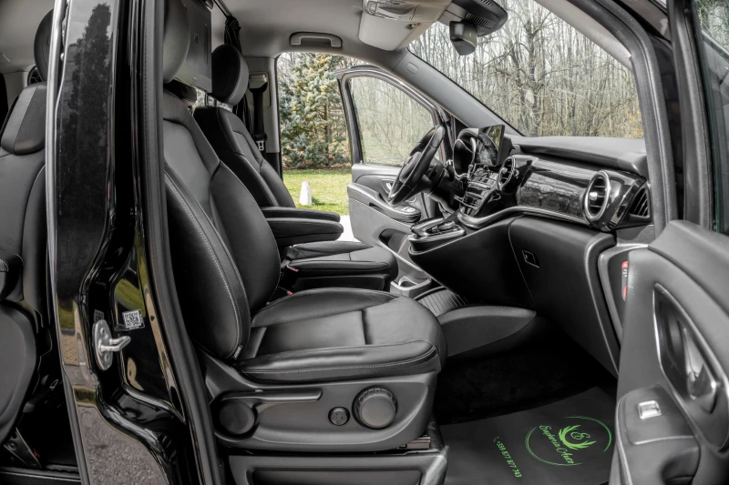 Mercedes-Benz V 220 d* EXTRA-LONG* TV* BUSINESS CLASS* LUXURY* LED, снимка 10 - Бусове и автобуси - 53599728