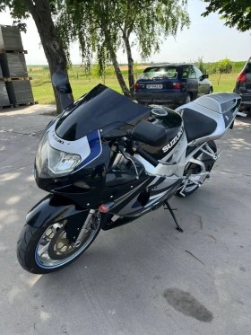 Suzuki Gsxr K2 750, снимка 1