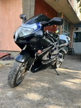 Suzuki Gsxr K2 750, снимка 6