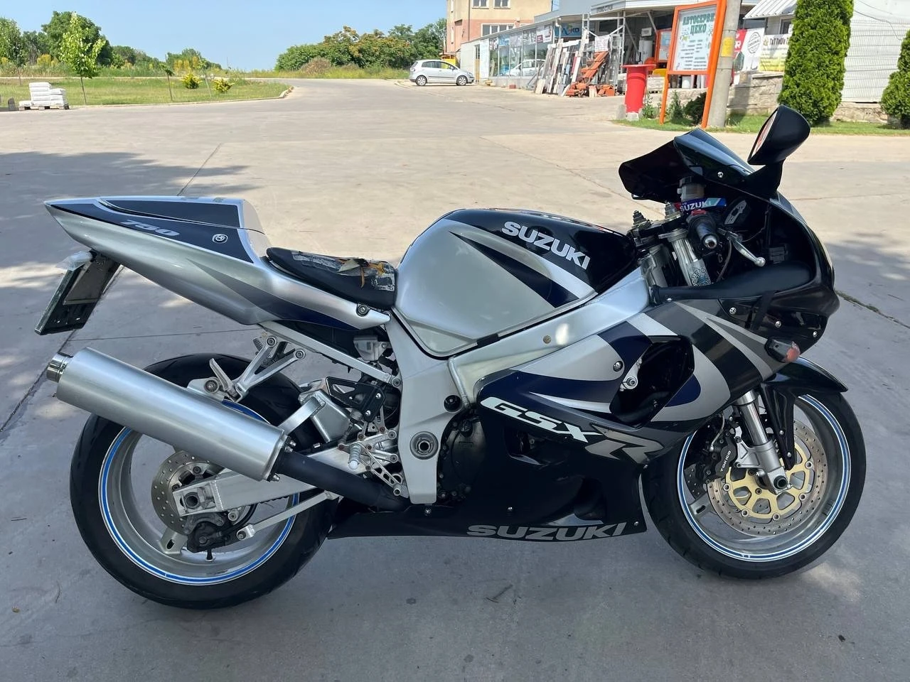 Suzuki Gsxr K2 750 - изображение 4