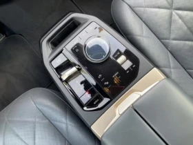 BMW iX xDRIVE/40/326HP/SPORT/HUD/SKY LOUNGE/360/ACC/518z, снимка 13