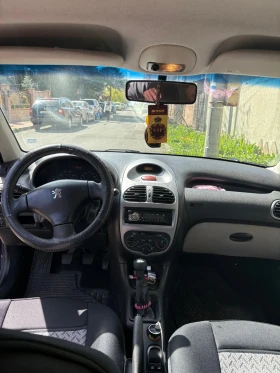 Peugeot 206 Колата е в добро състояние и е обслужвана винаги , снимка 9
