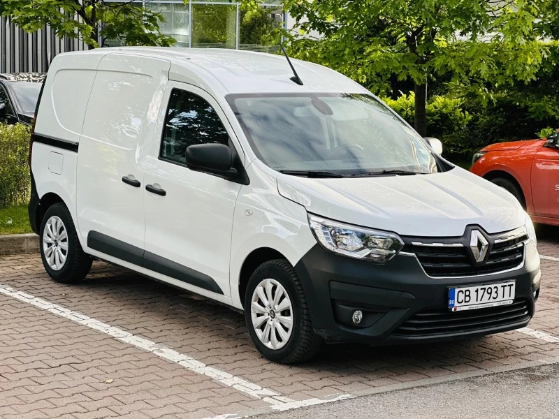 Renault Express 1.3TCe, 2023г., БЕНЗИН, снимка 2 - Автомобили и джипове - 45674192