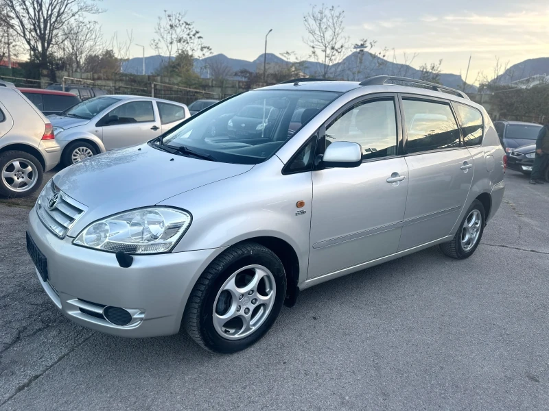 Toyota Avensis verso 2.0D-4D-116кс, снимка 1 - Автомобили и джипове - 47867282