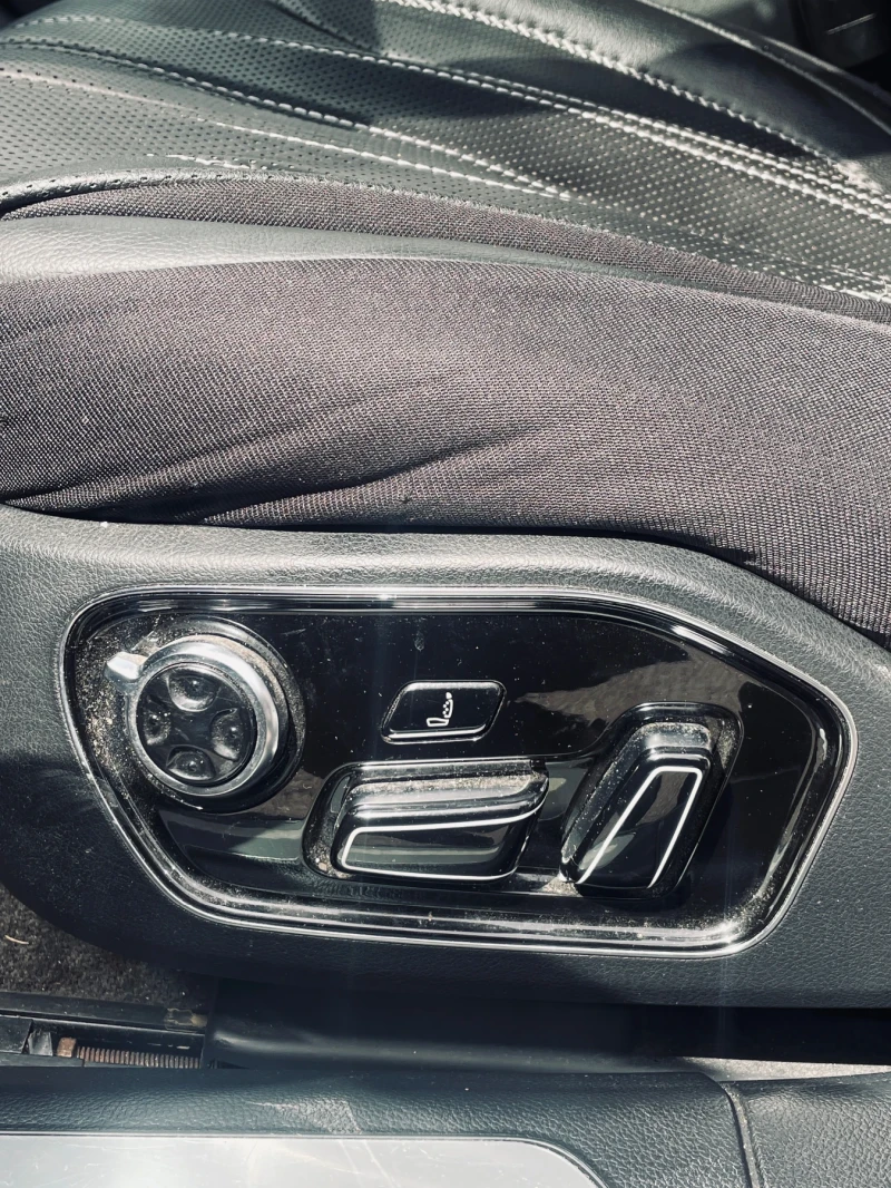 Audi A8, снимка 9 - Автомобили и джипове - 52344423