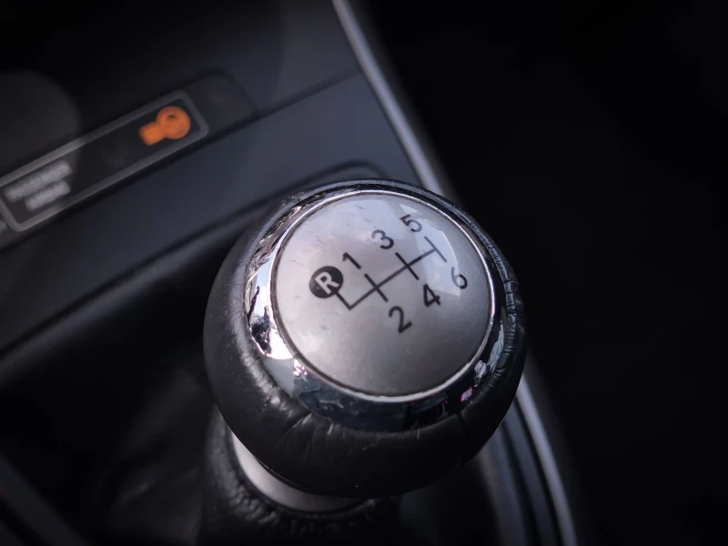 Toyota Verso 2.0 D4D 126кс. 7 МЕСТА, снимка 11 - Автомобили и джипове - 52503180