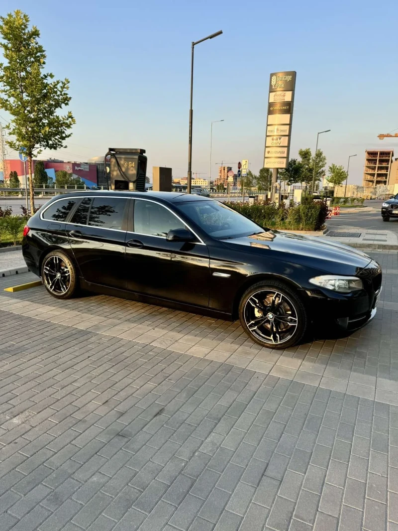 BMW 520, снимка 9 - Автомобили и джипове - 52583607