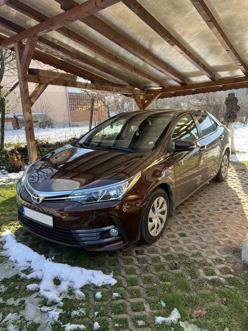 Toyota Corolla 1.6, снимка 2 - Автомобили и джипове - 53026292