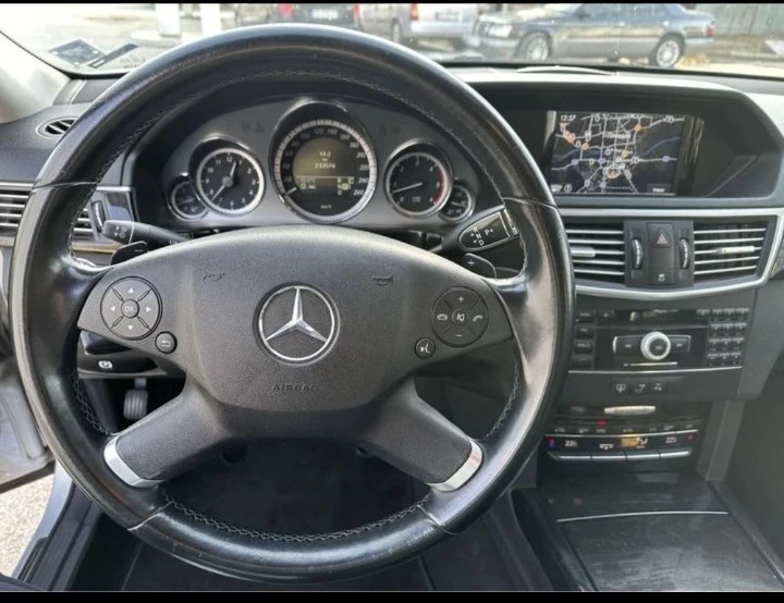 Mercedes-Benz E 350, снимка 6 - Автомобили и джипове - 48657878