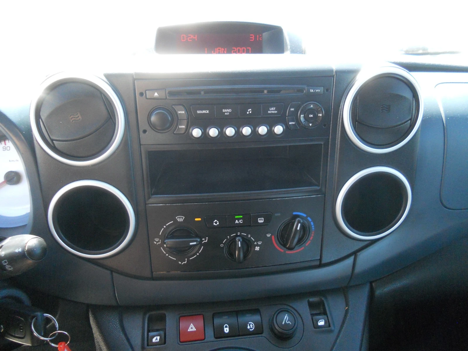 Peugeot Partner -Tepee/2010г./1, 6HDI | Mobile.bg — изображение 11