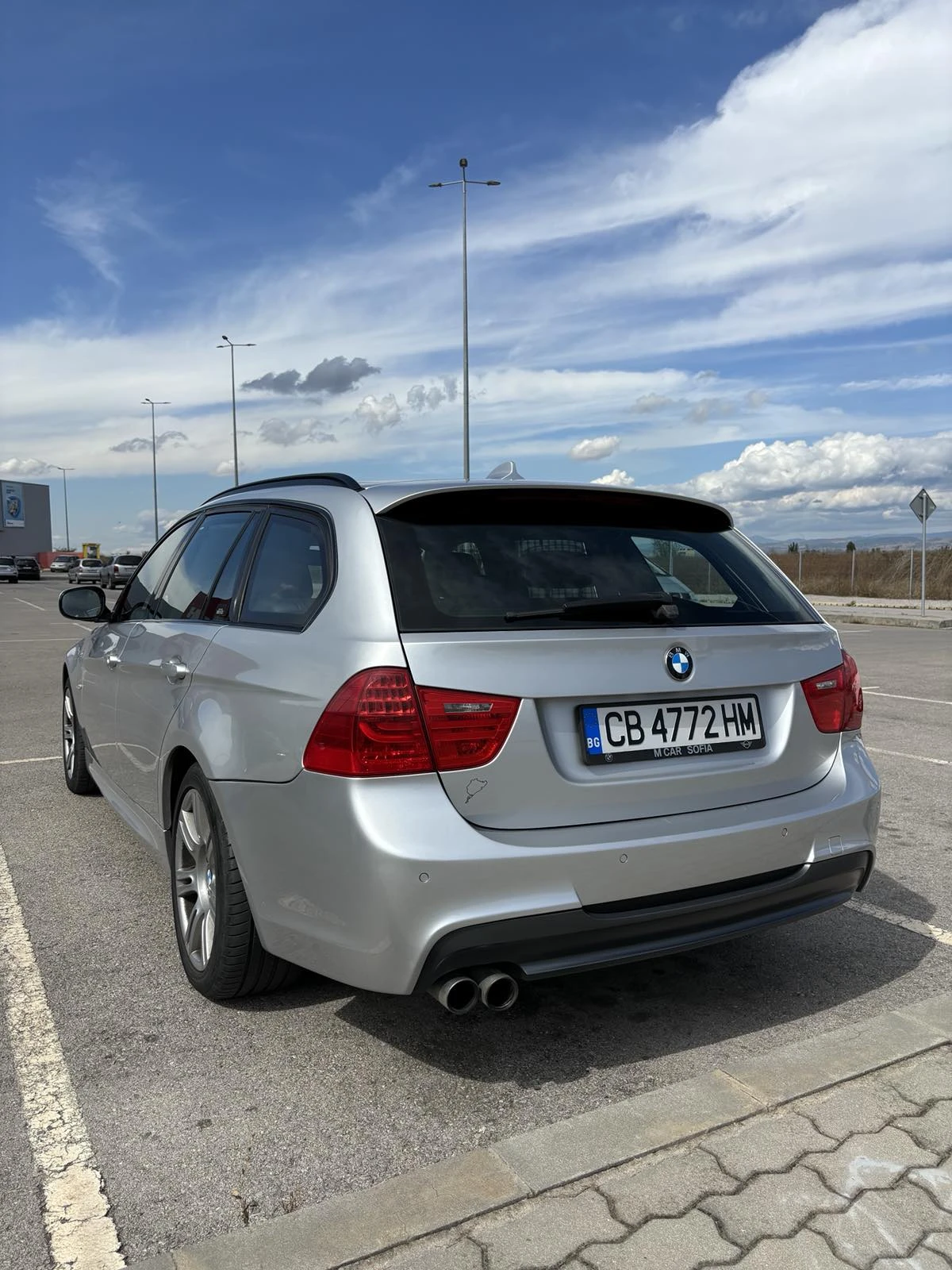 BMW 330 330d xDrive - изображение 4