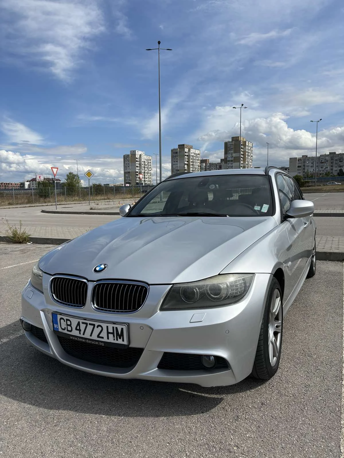 BMW 330 330d xDrive - изображение 3